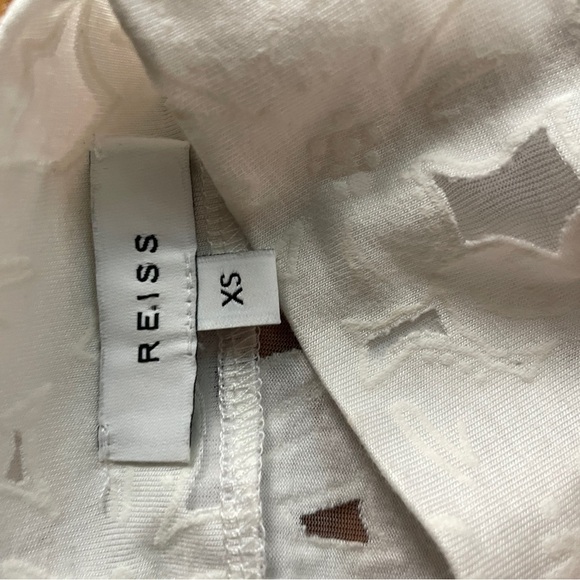 Reiss Shirt Short Sleeve Viscose Blend White Floral Cutout Lace Size Extra Small - Picture 6 of 8